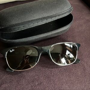 Ray-Ban Black Sunglasses with Case